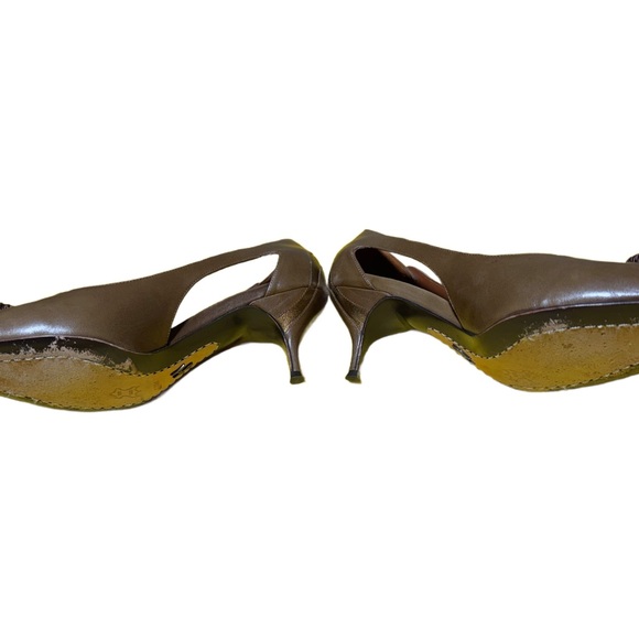 J Vincent Heels Side cut out Size 6.5 - Picture 7 of 9